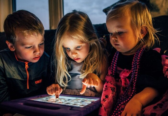 Uso de la tecnología en niños y adolescentes